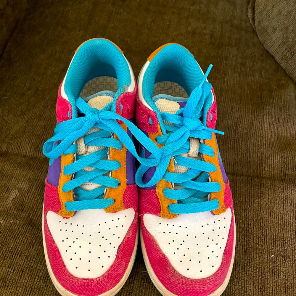 Nike